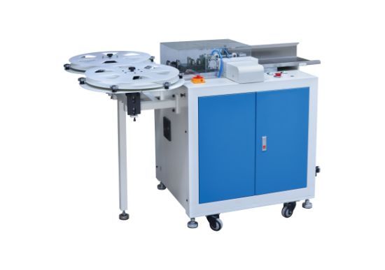 Machine de découpe automatique pour la règle en acier