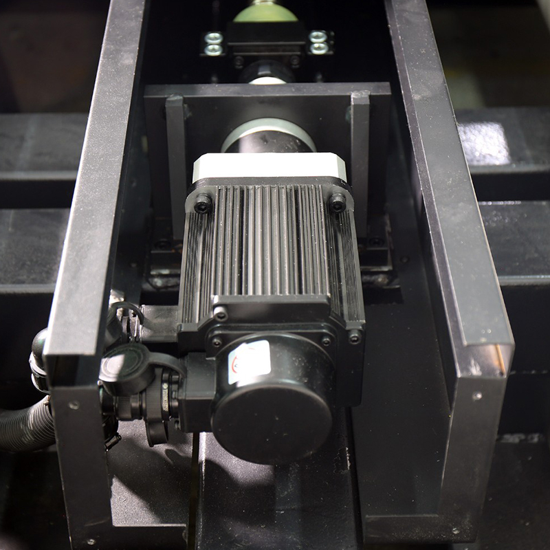 Machine de découpe laser à carte de pure High Power 1000W CO2 pour la coupe de carton de règle d'acier