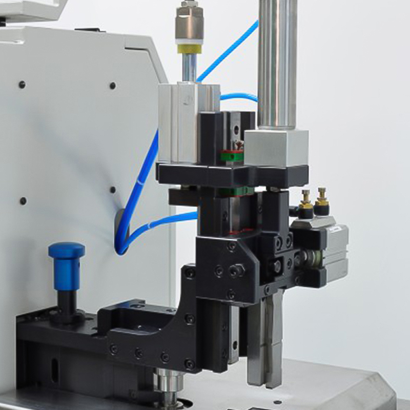 Couper la machine de flexion de la lame de règle en acier pour la fabrication du carton laser