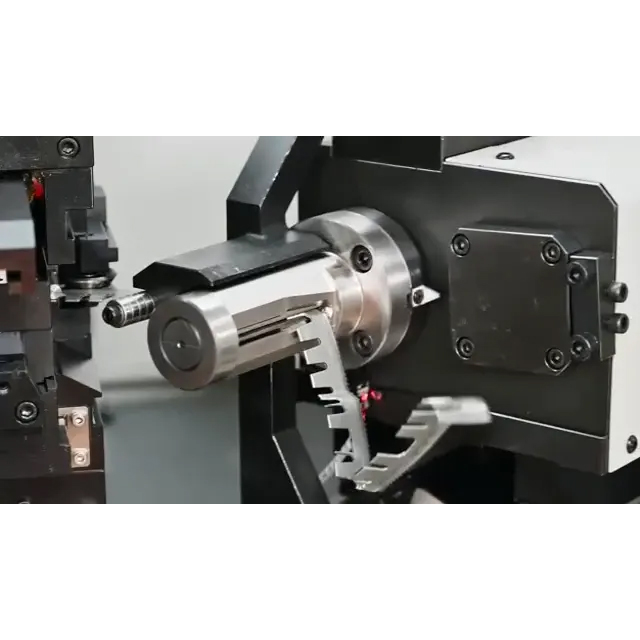 Machine de cintre de règle en acier automatique pour la fabrication de dépérisation de coupe rotative plate et ronde